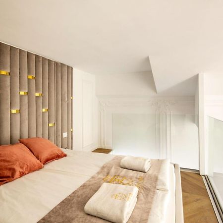 Vip Jacuzzi Luxury Lägenhet Budapest Exteriör bild