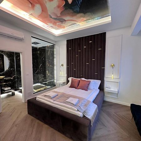 Vip Jacuzzi Luxury Lägenhet Budapest Exteriör bild