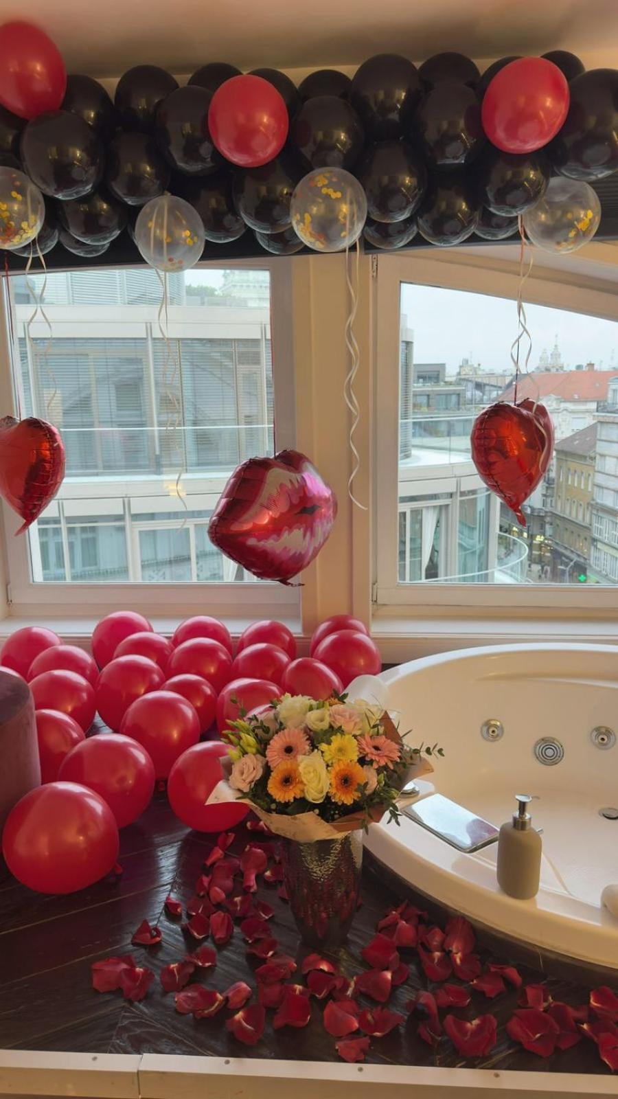 Vip Jacuzzi Luxury Lägenhet Budapest Exteriör bild