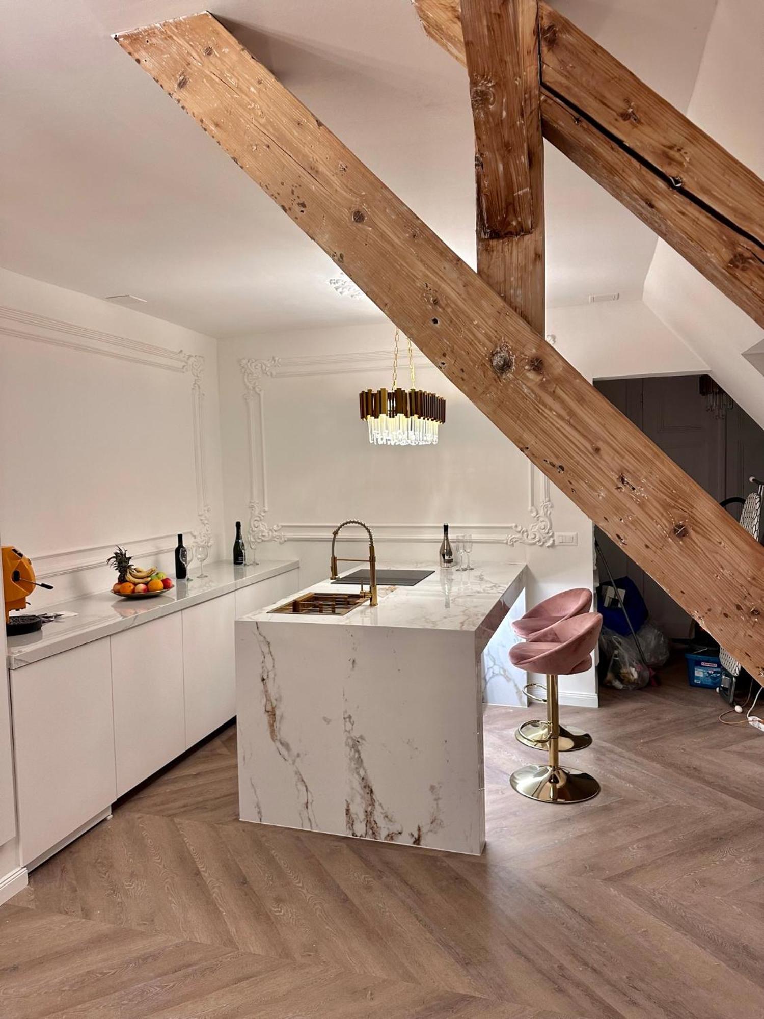 Vip Jacuzzi Luxury Lägenhet Budapest Exteriör bild